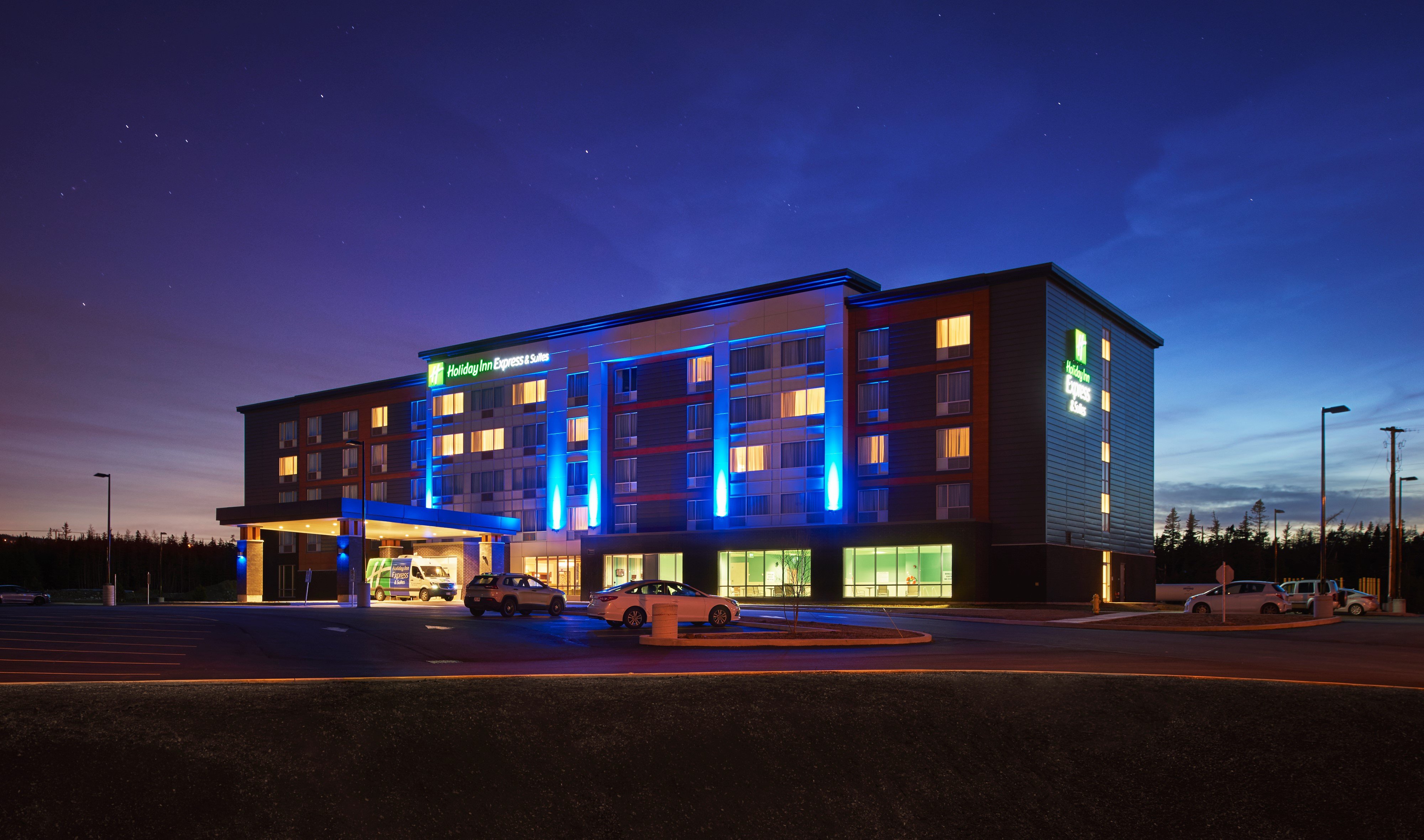 Holiday Inn Express Suites St John S Airport 2/52