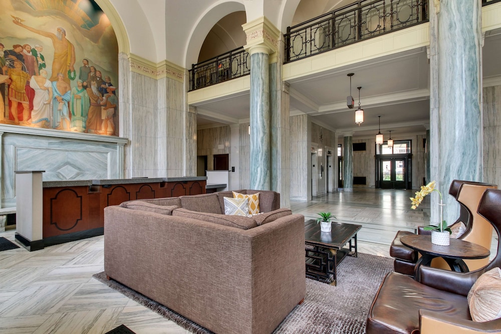 Drury Plaza Hotel Cleveland Downtown 7/50