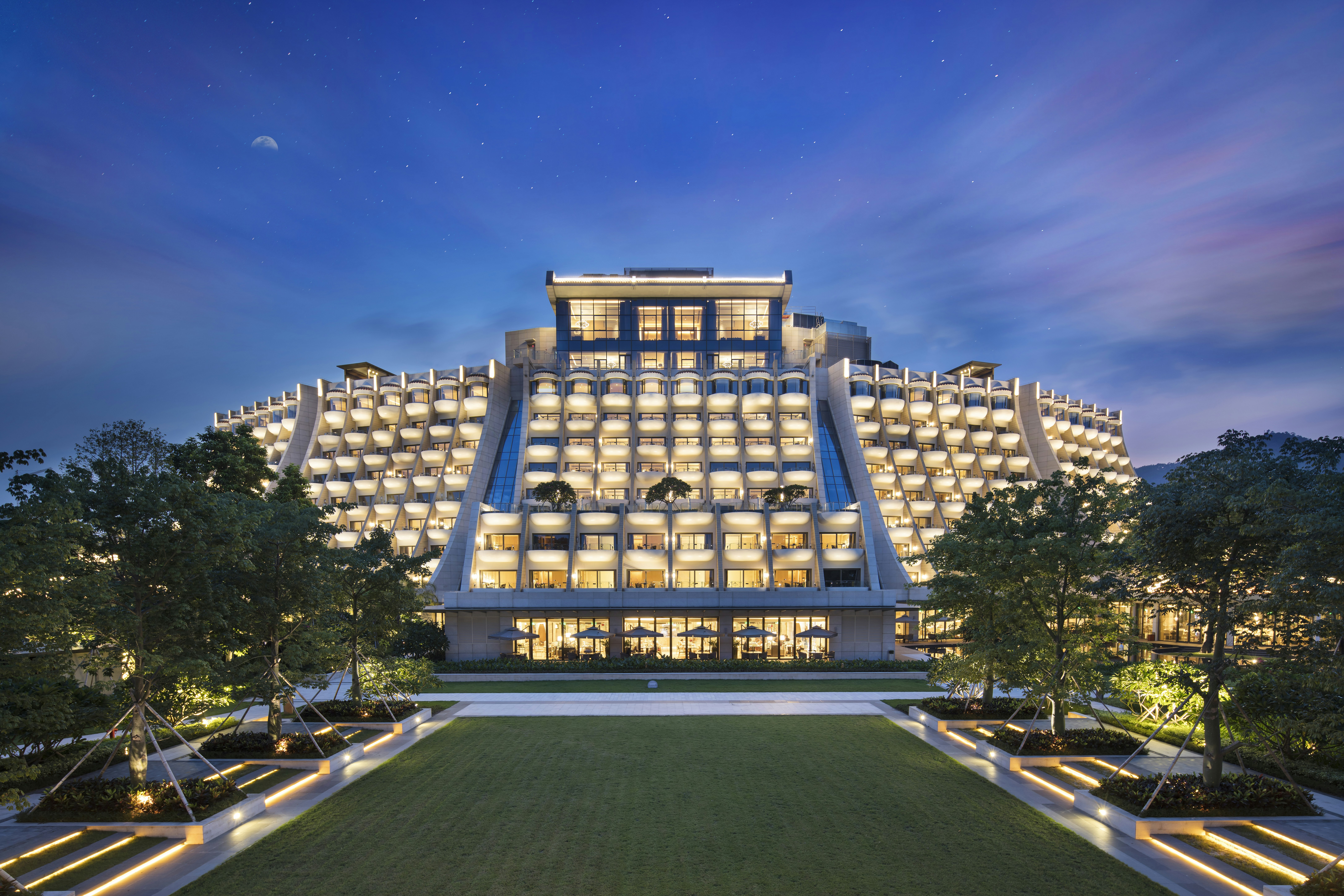 Hilton Shenzhen Shekou Nanhai 2/89