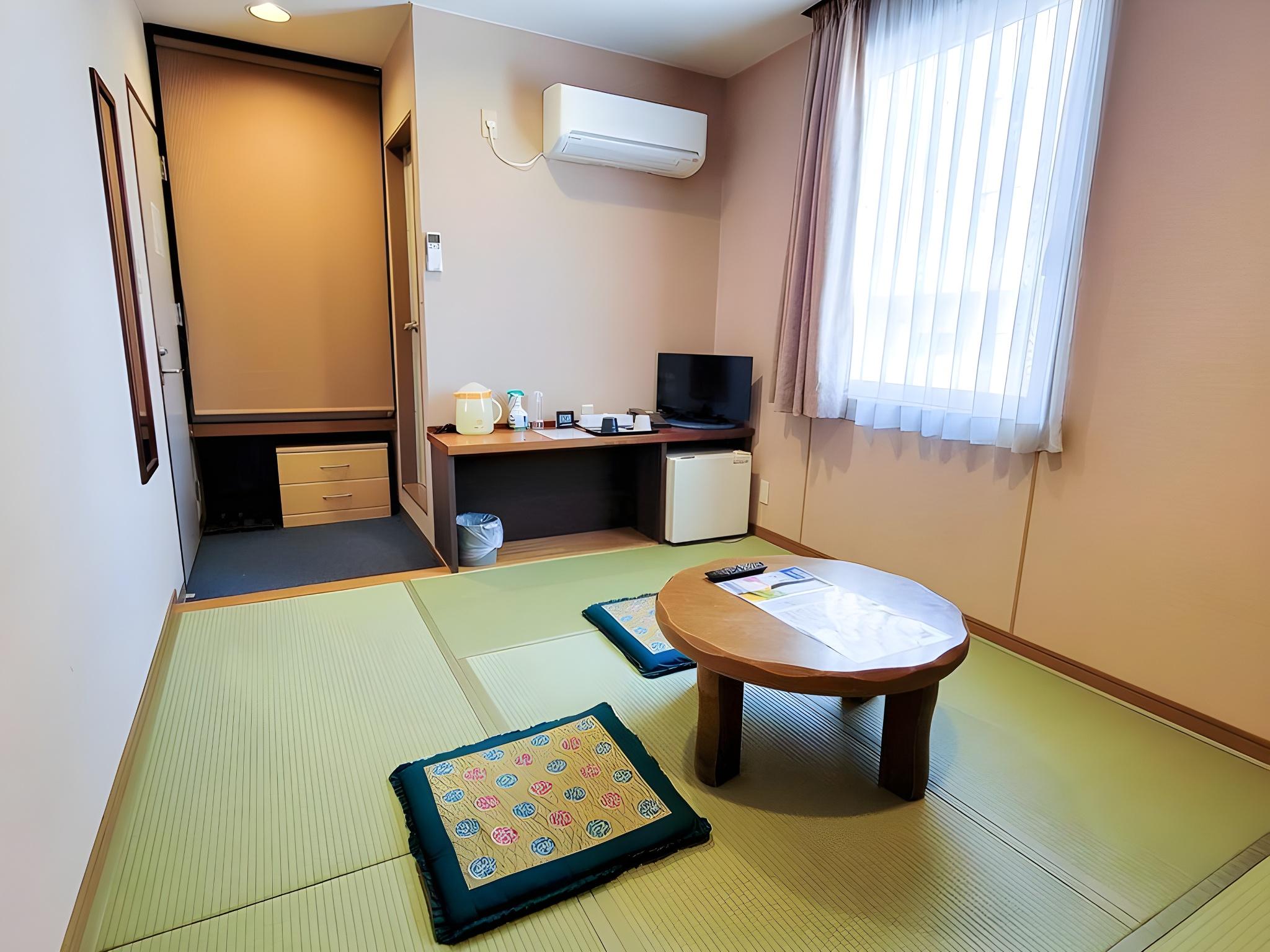 Japanese, Bathtub