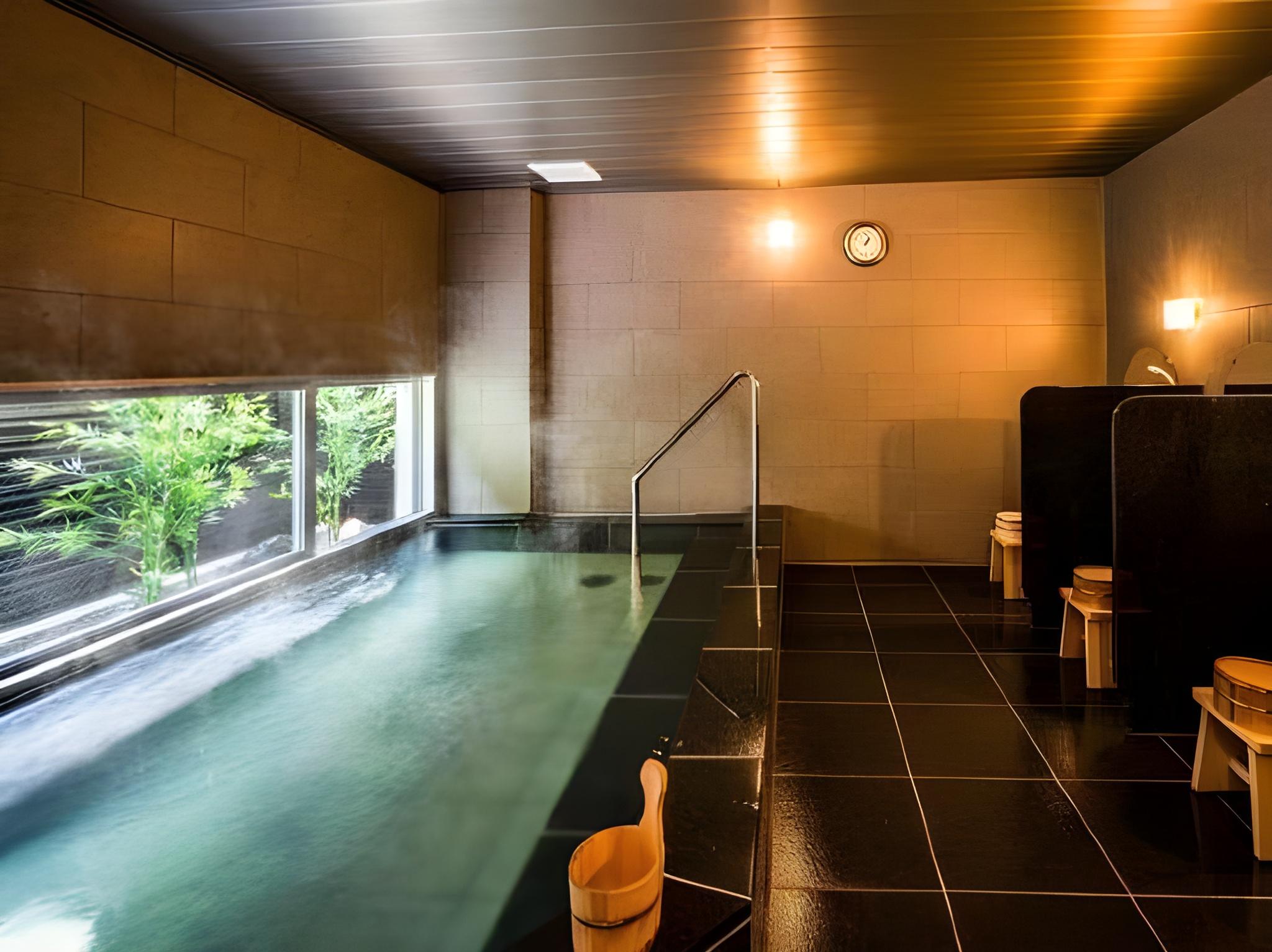 Super Hotel Gotsu Ekimae 15/25