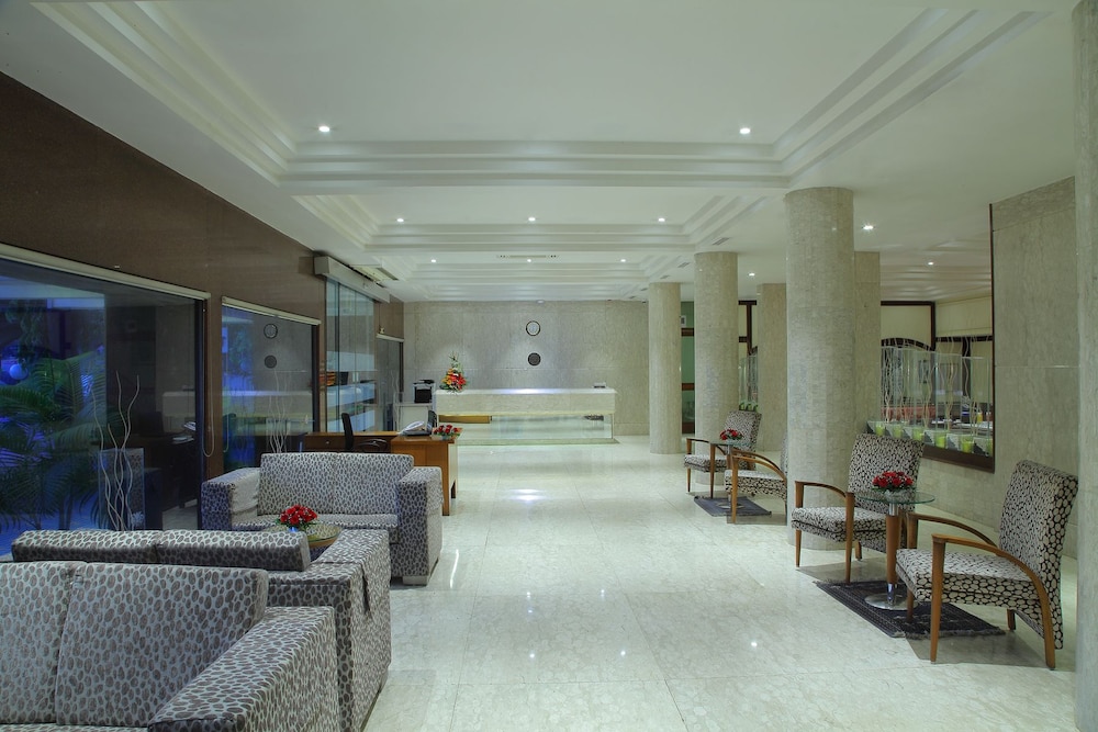 Hotel Regency 27/54