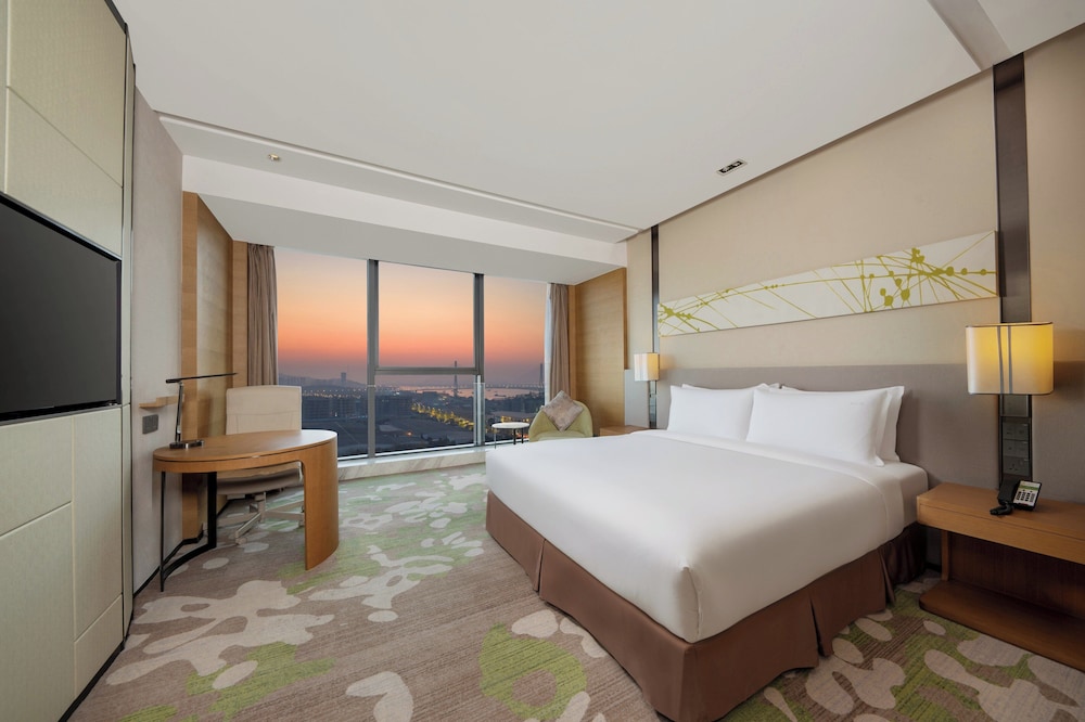 HOLIDAY INN NANJING HARBOUR 29/76