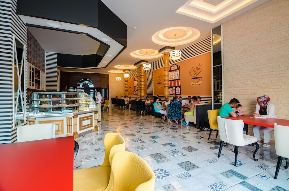 The Lumos Deluxe Resort Hotel and Spa 43/60