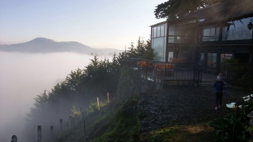 Eco Hotel Ixhi 70/74