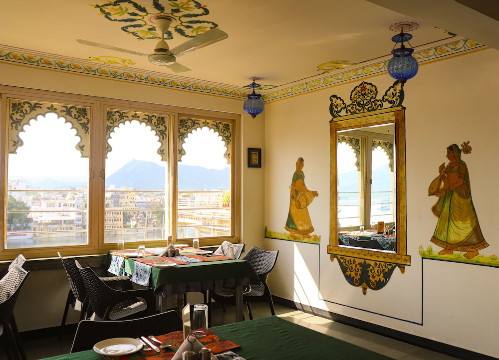 Mewar Haveli 41/57