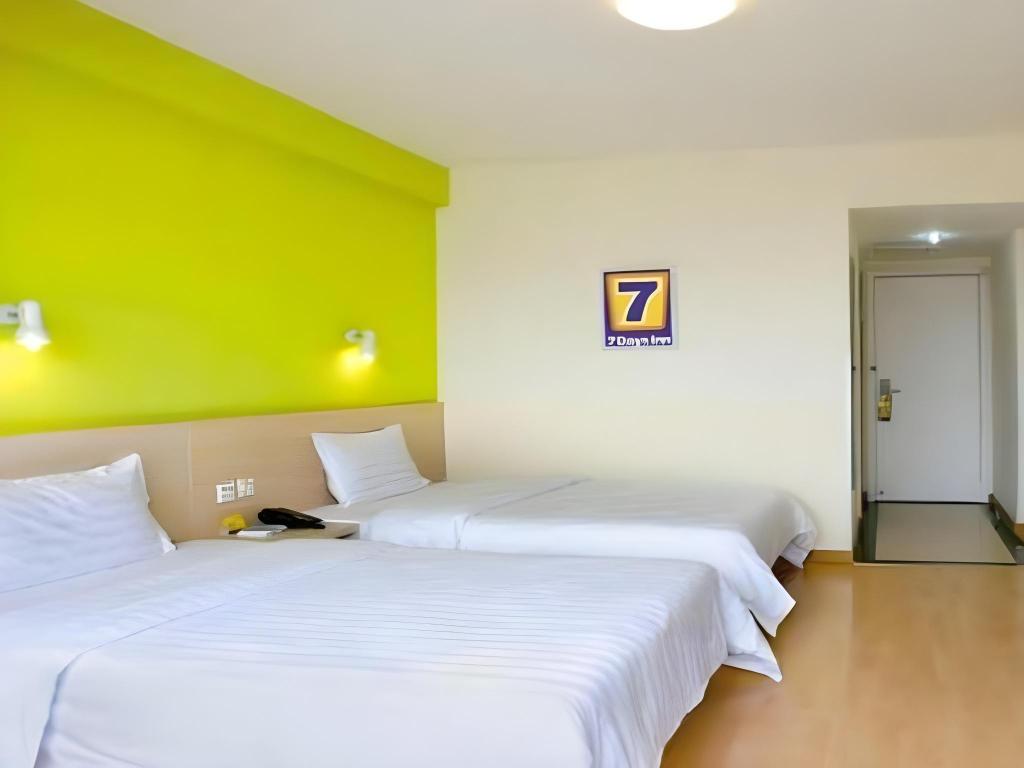 7 Days Inn (Guiyang Guizhou Institute of Technology & Gaicha Avenue) 4/28