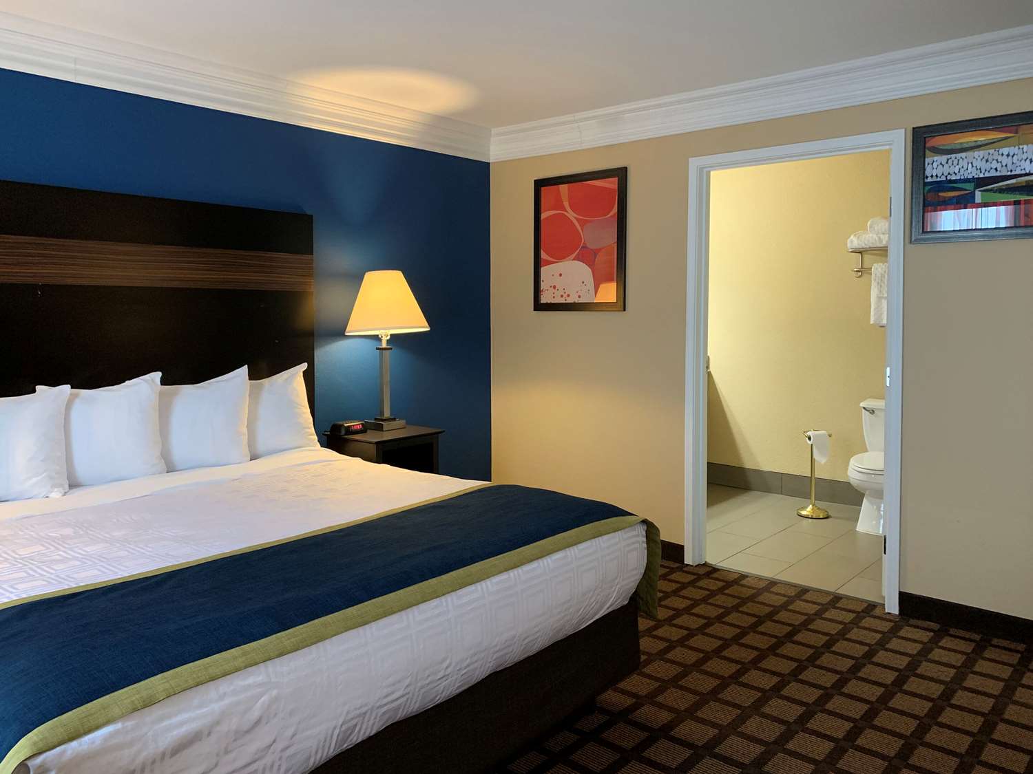 Comfort Inn Saint Paul East MN 10/19