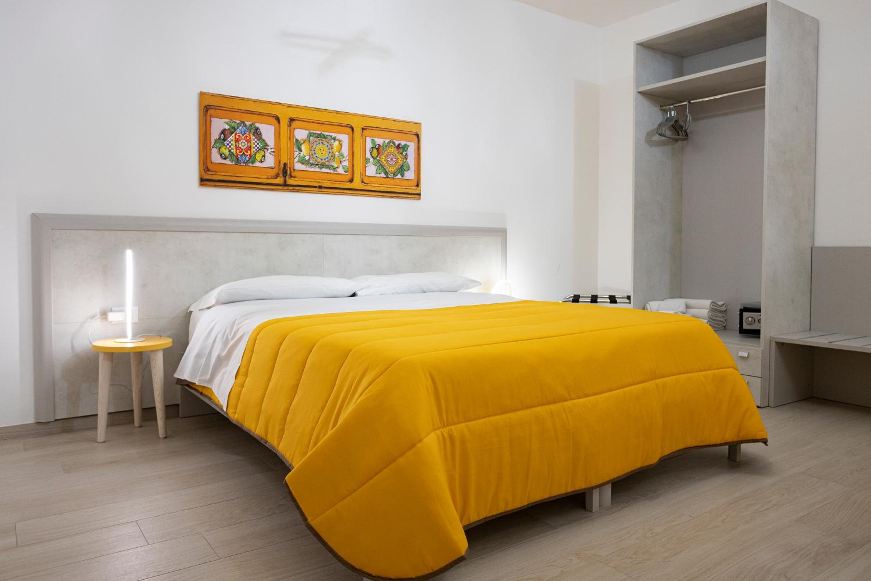 1 Bedroom, Apartment