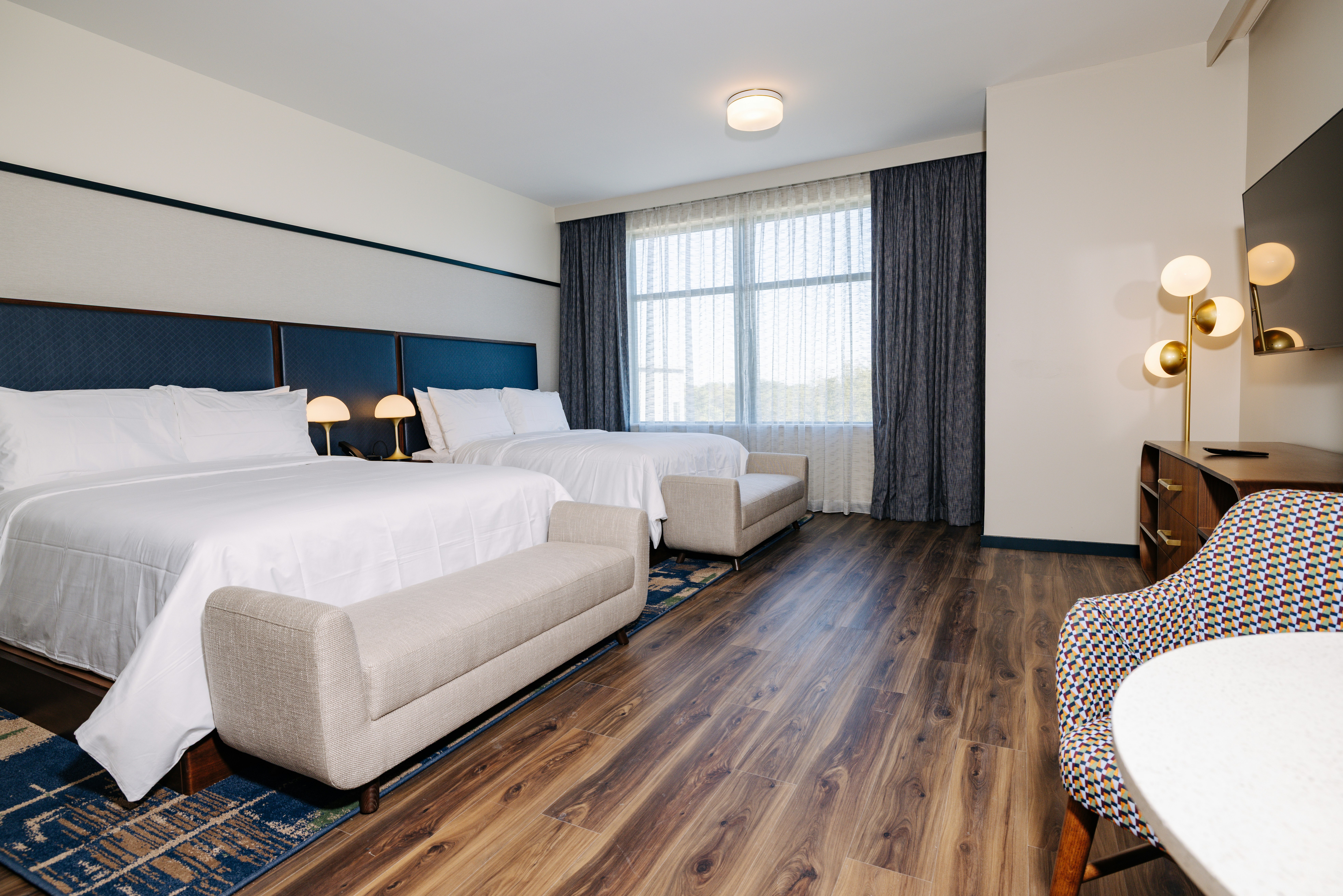 1 BEDROOM, SUITE, 2 QUEEN BEDS
