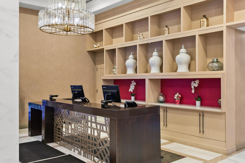 Sonesta Hotel Baltimore Inner Harbor 9/60