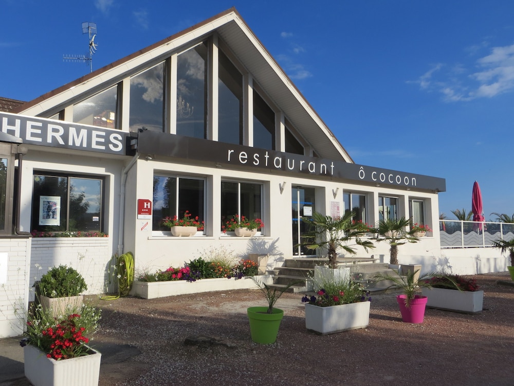 Brit Hotel Hermes 2/42