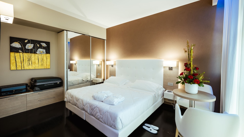 Raffaello Hotel 13/50
