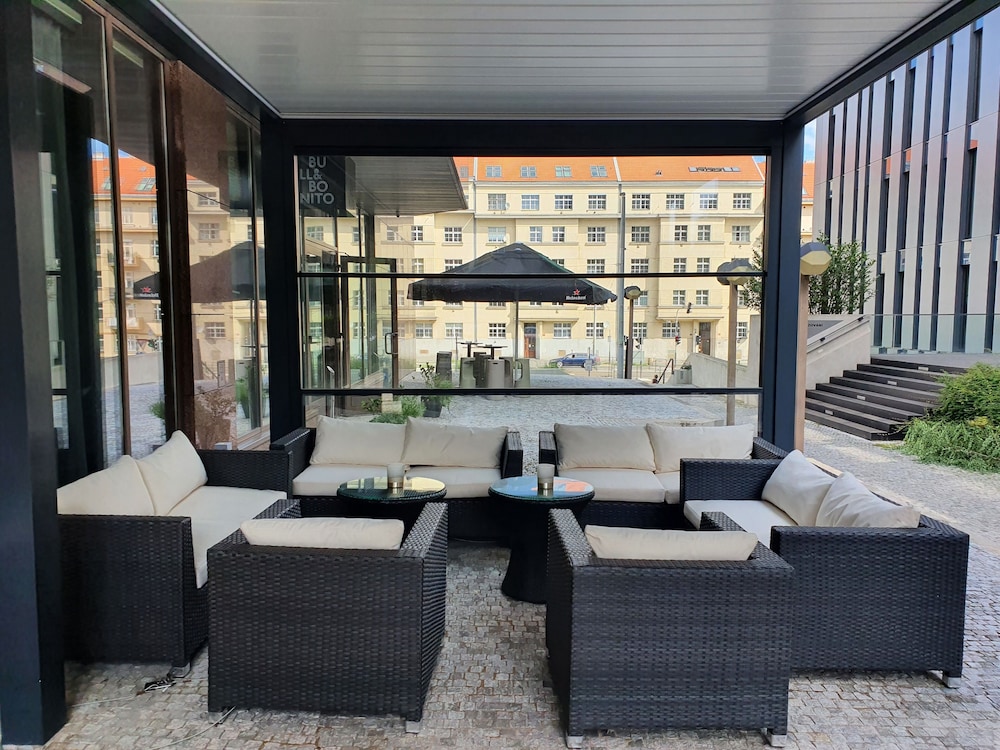 Vienna House by Wyndham Diplomat Prague 50/68