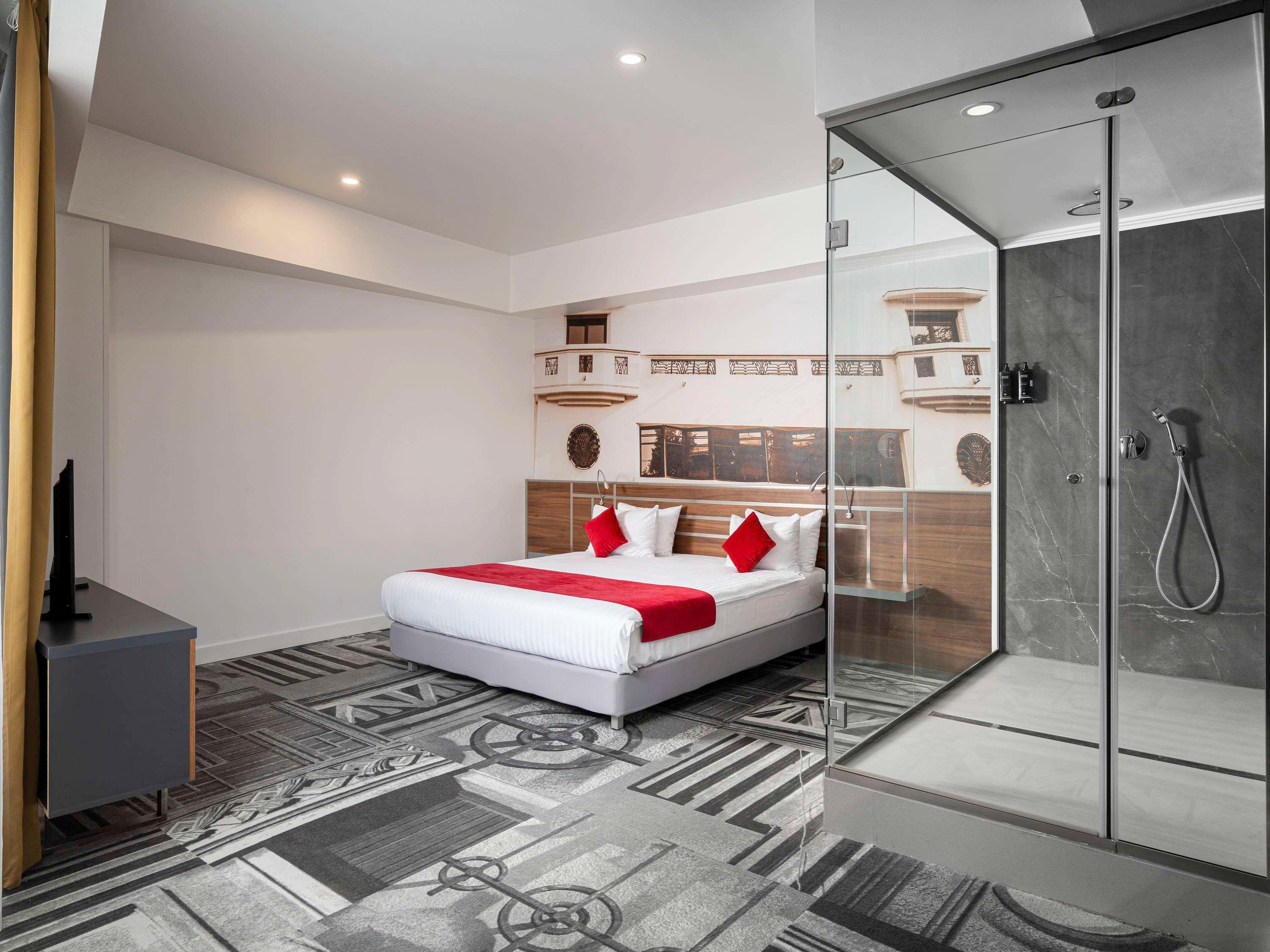 PRIVILEGE, SUITE, DOUBLE BED, SOFA