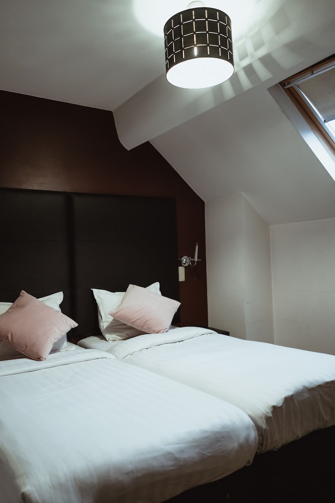 Hotel Le Centenaire Brussels Expo 4/64