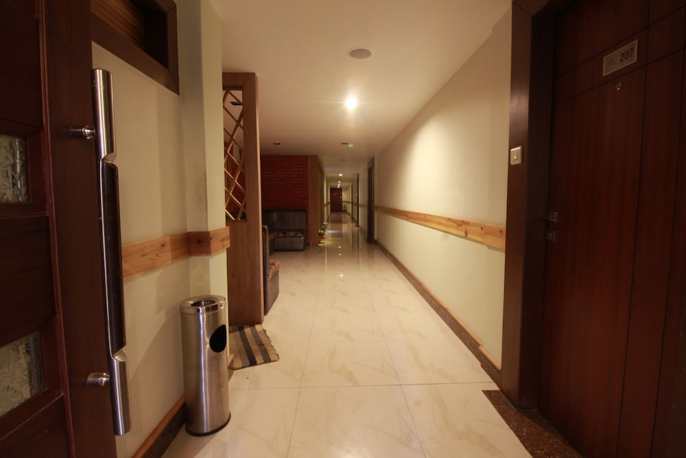 HOTEL MOUNT SINIOLCHU 30/50