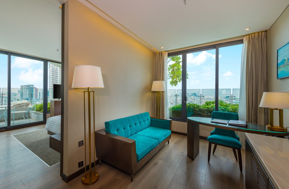 New Orient Hotel Danang 40/70