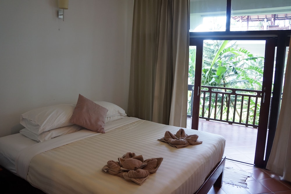 Silver Naga Hotel 8/58