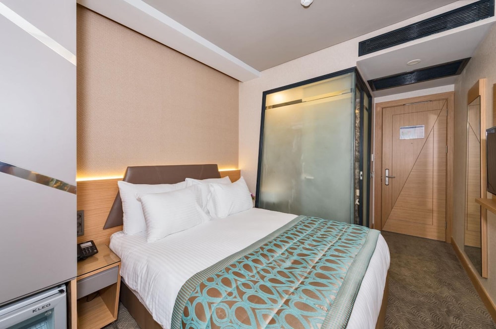 Genova Hotel Spa 5/60