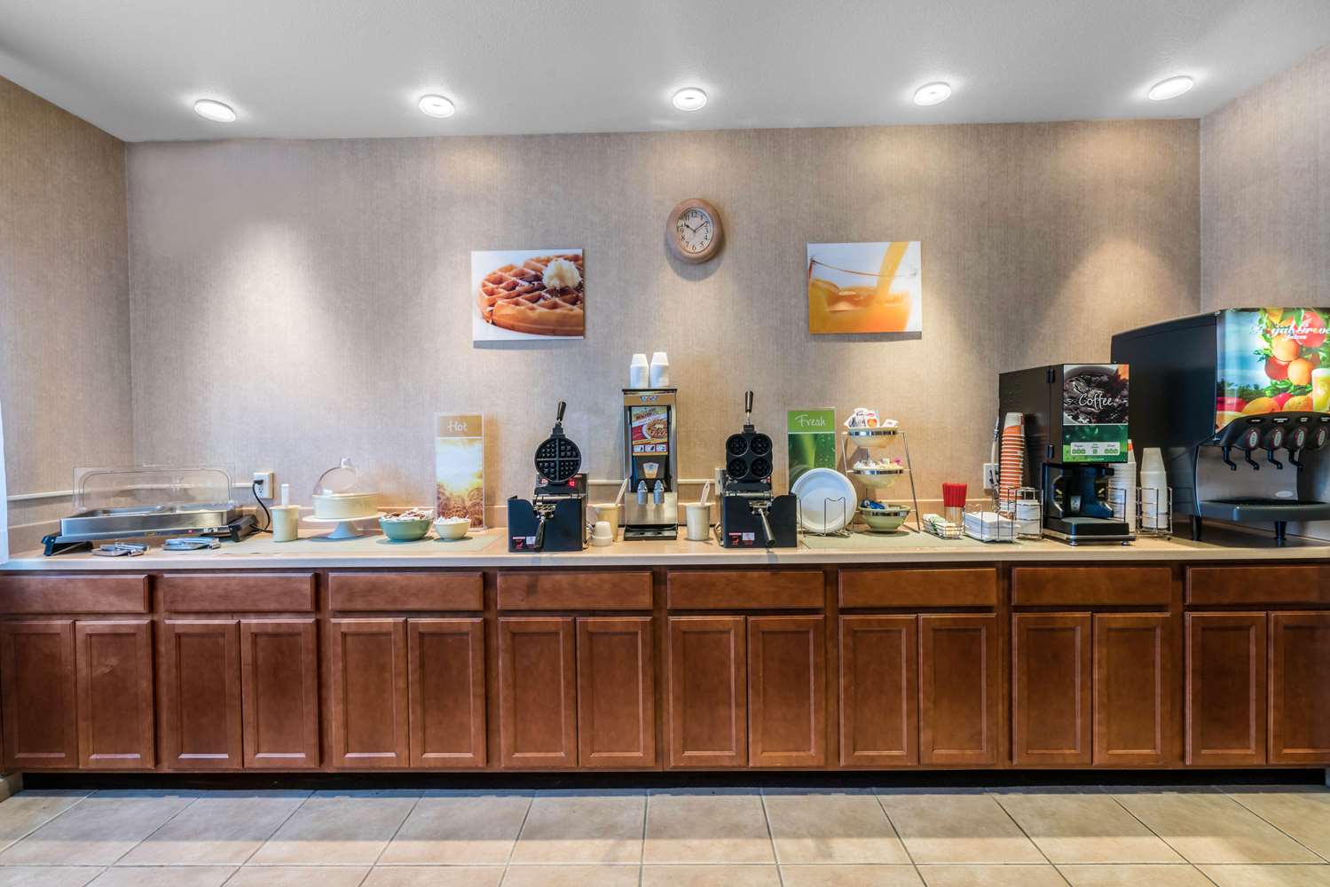 Quality Inn & Suites Sequim at Olympic National Park 3/21