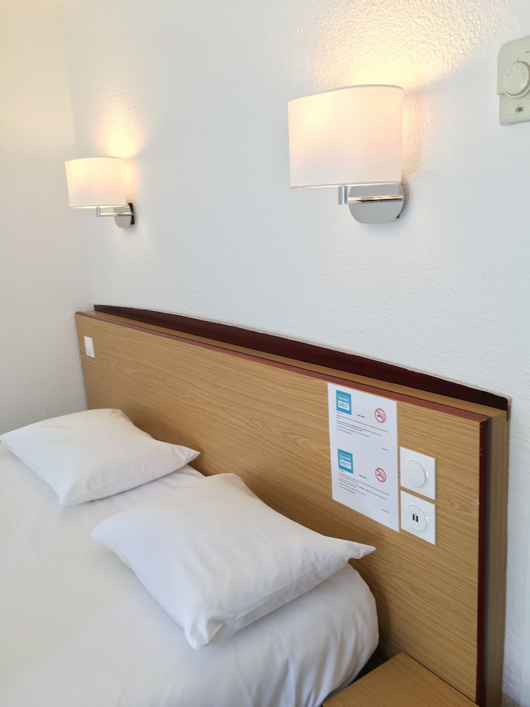 Kyriad Direct Marseille Ouest Martigues 20/55