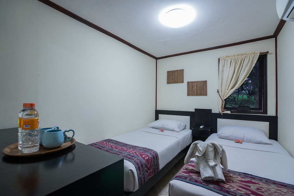 Royal Caravan Hotel and Outbond 16/58