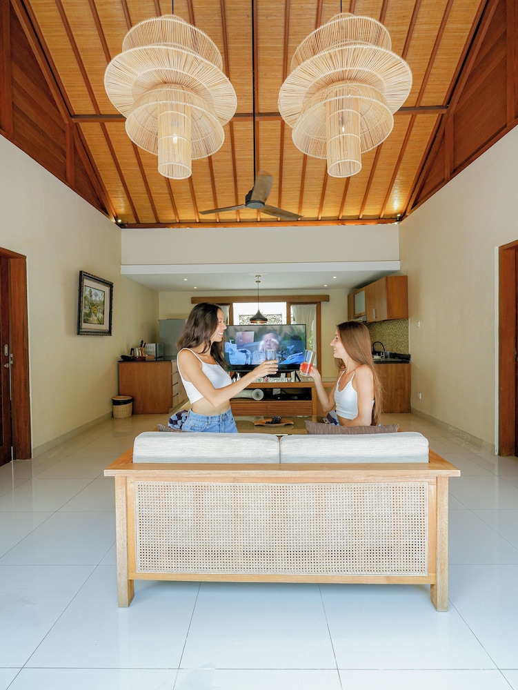 Lasanti Villas Spa Seminyak 7/103