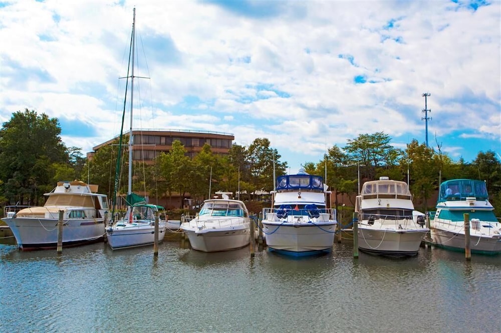 Solomons Inn Resort and Marina 19/27