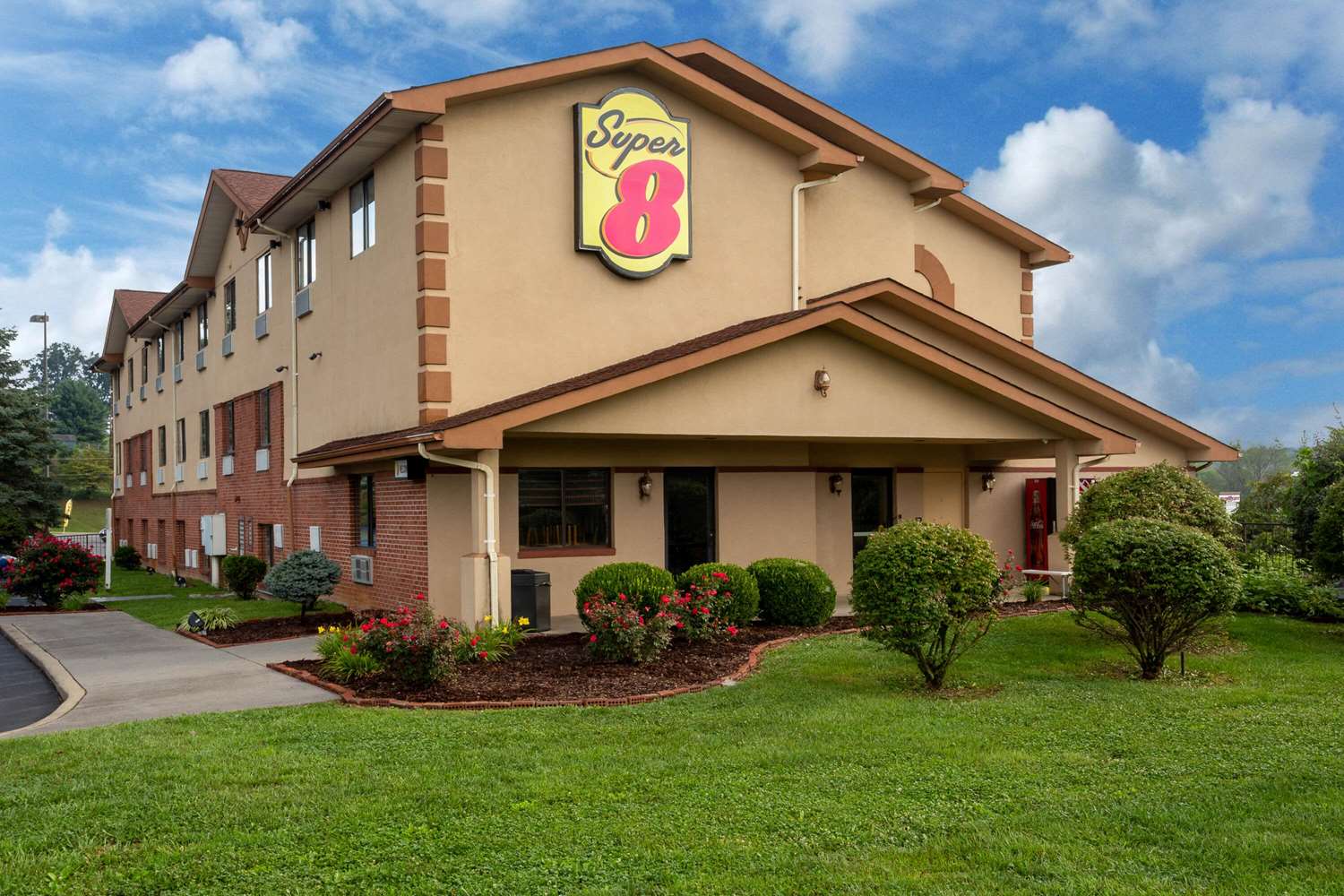 Super 8 By Wyndham Abingdon Va 16/21