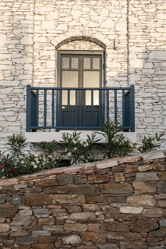 Sifnos House - Rooms & Spa 2/48
