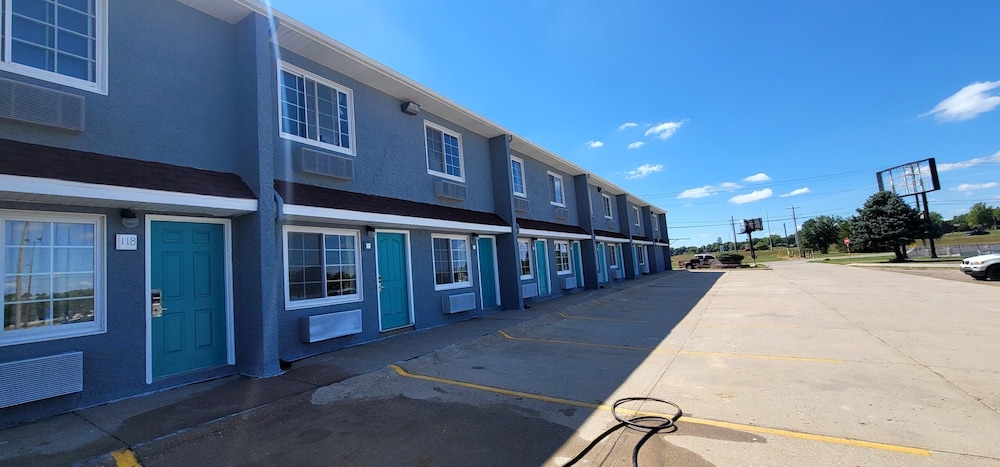 Dragonfly Inn & Suites - Hastings 53/60