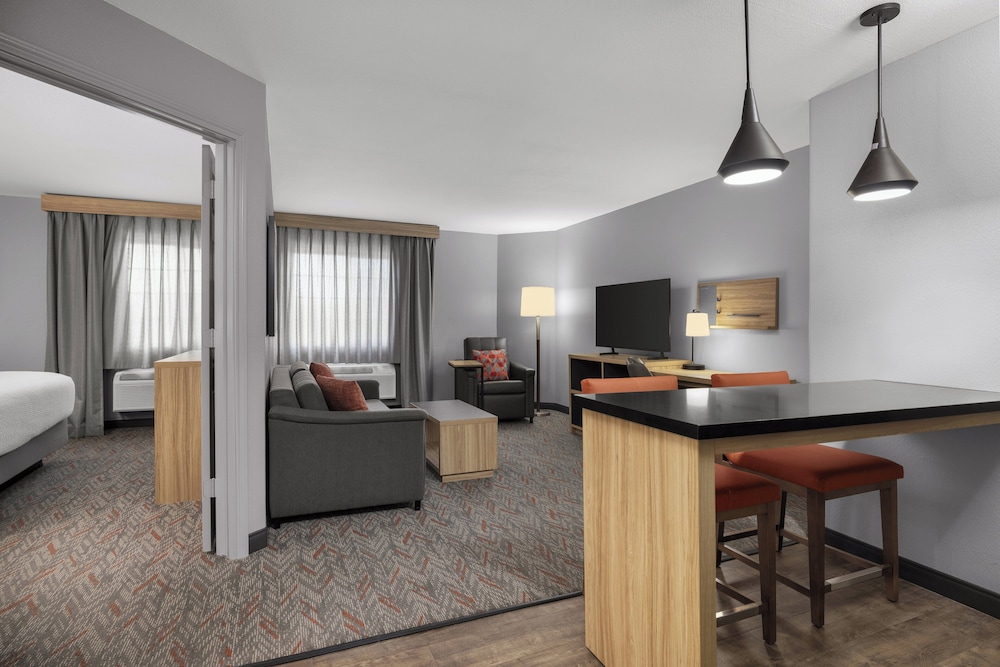 Candlewood Suites Hotel Texas City 33/53