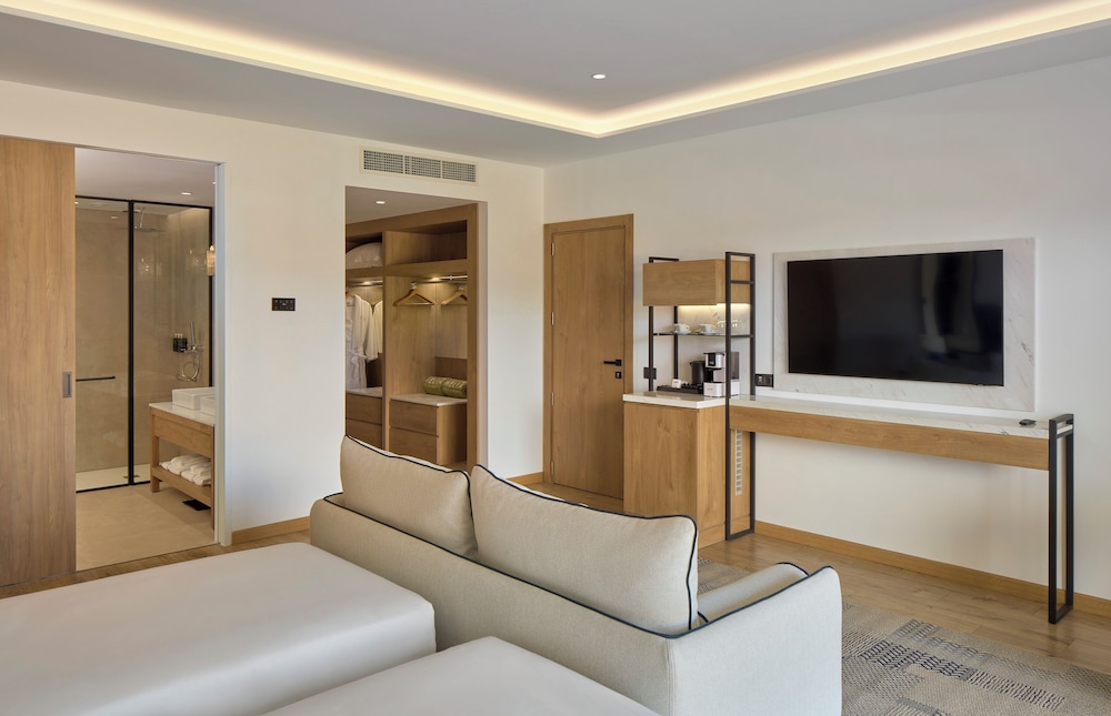 MELIA DURRES ALBANIA 31/50