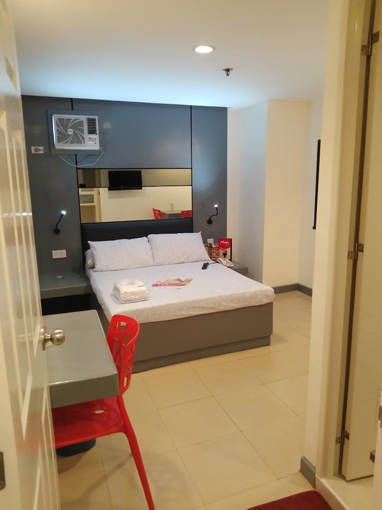Hotel Sogo Avenida 14/35