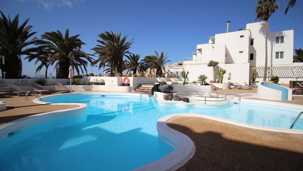 Neptuno Suites - Only Adults 24/50
