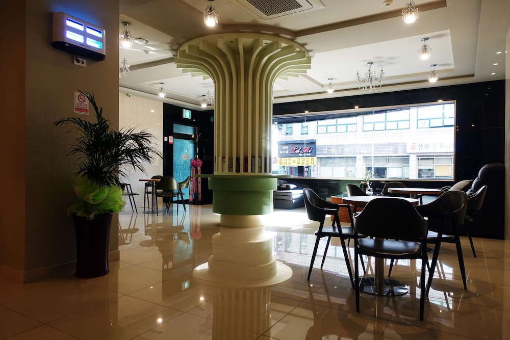 Gallery Hotel Bnb 26/30
