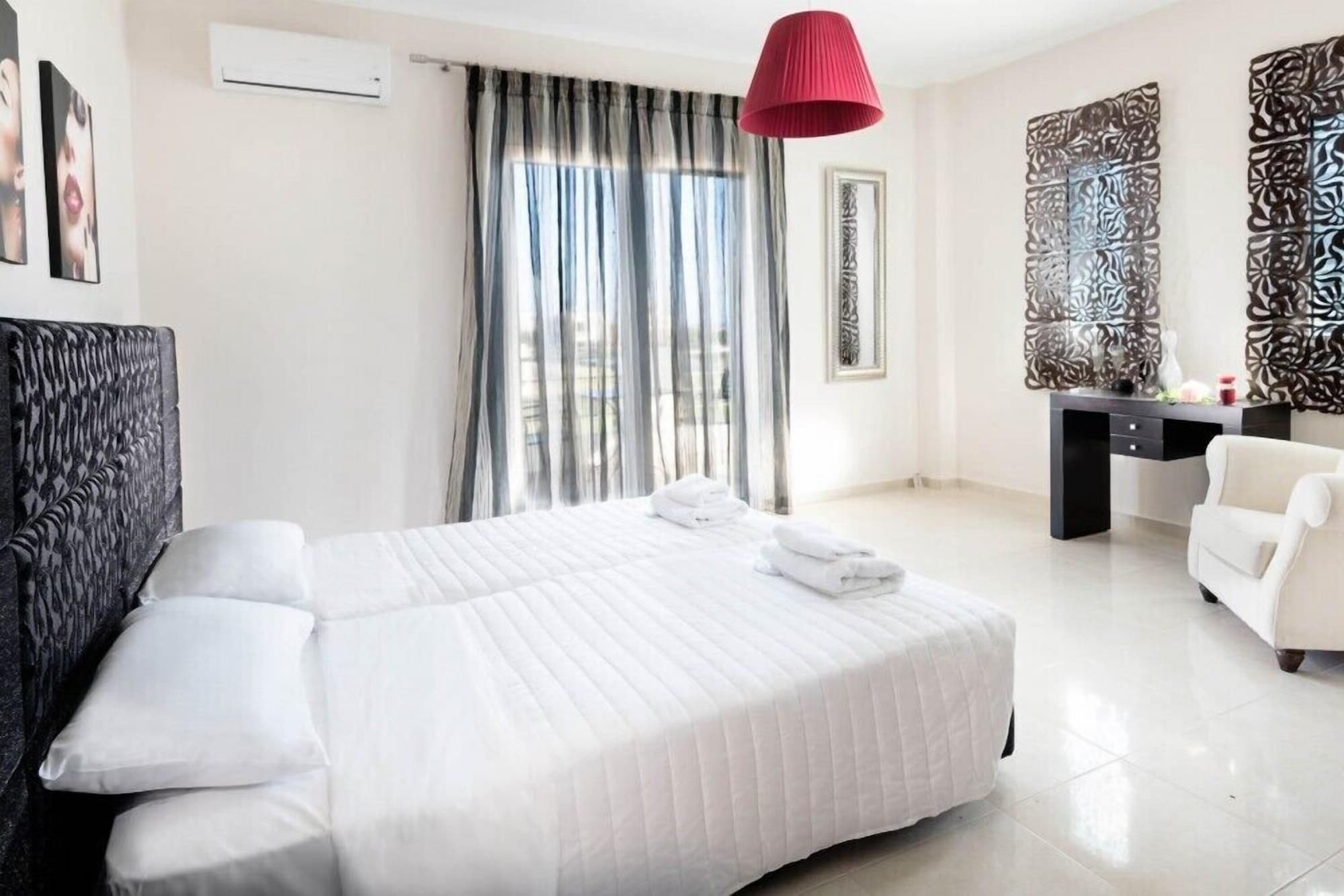 VILLA, SEA VIEW, PRIVATE POOL
