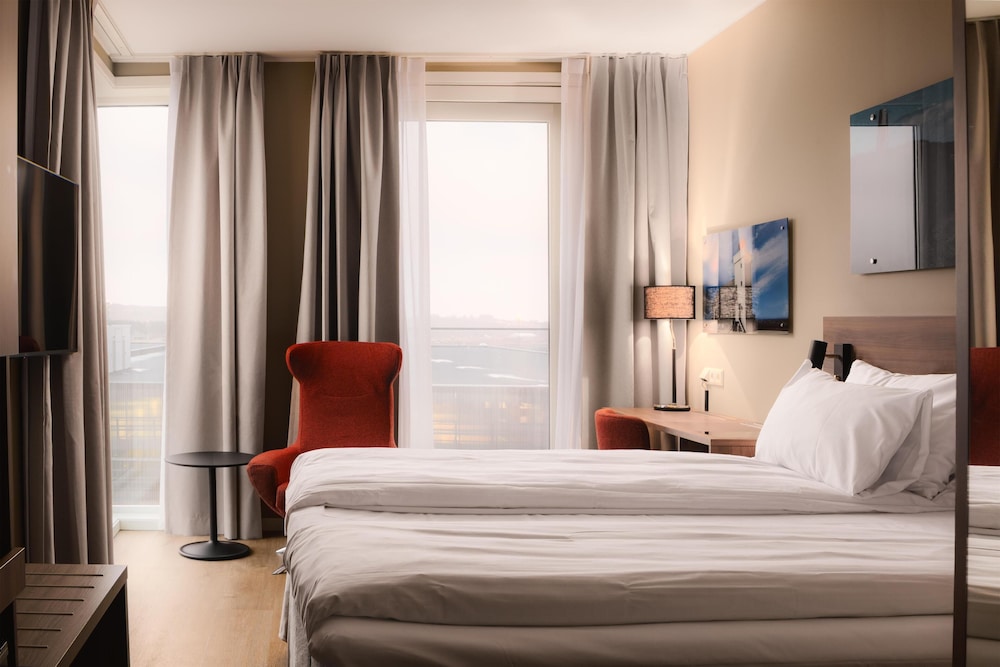 Superior, King Bed, Best View