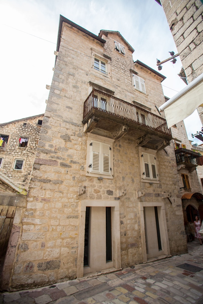 Boutique Hotel Hippocampus 1/50