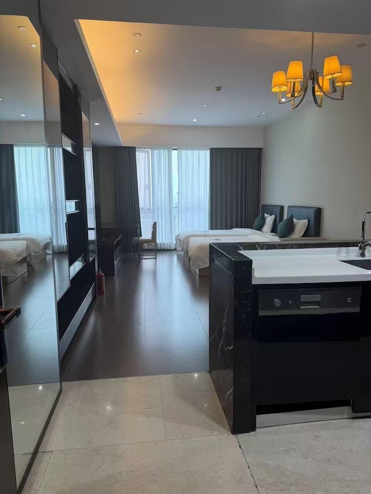 Side Apartment 27/50