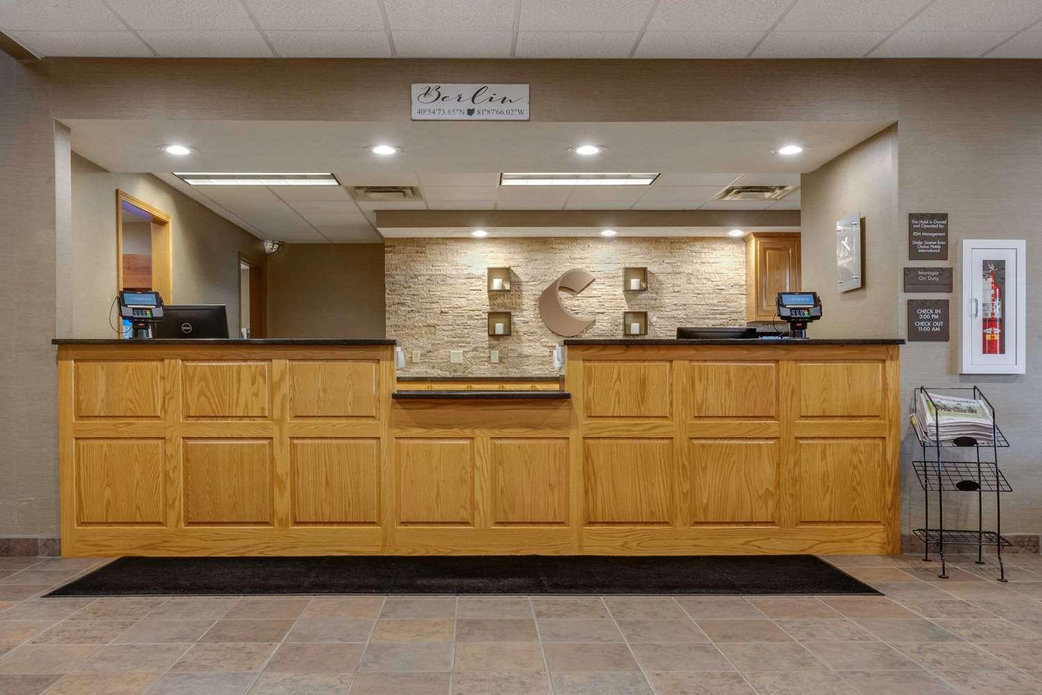 Comfort Suites Hotel and Conference Center, Berlin OH 3/36