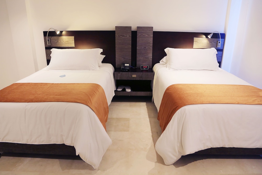 Hotel Washington Plaza By Sercotel 28/72