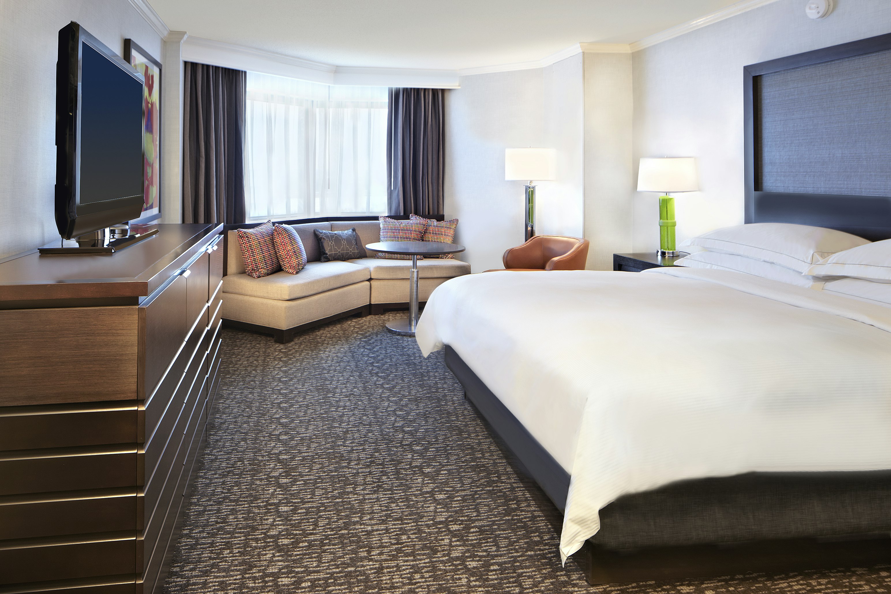 PURE, WELLNESS, KING BED