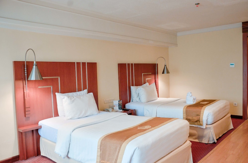 Savoy Homann Bandung 25/61