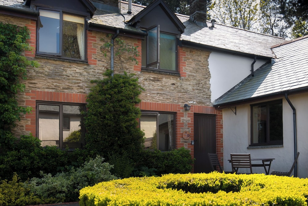 North Devon Cottages 40/50