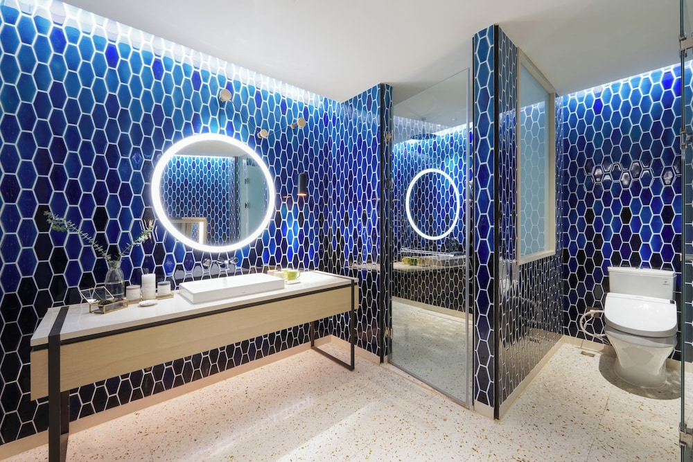 غرفة قياسية بسرير كينج بإطلالة على المدينة، HOTEL INDIGO KAOHSIUNG CENTRAL PARK 8/8