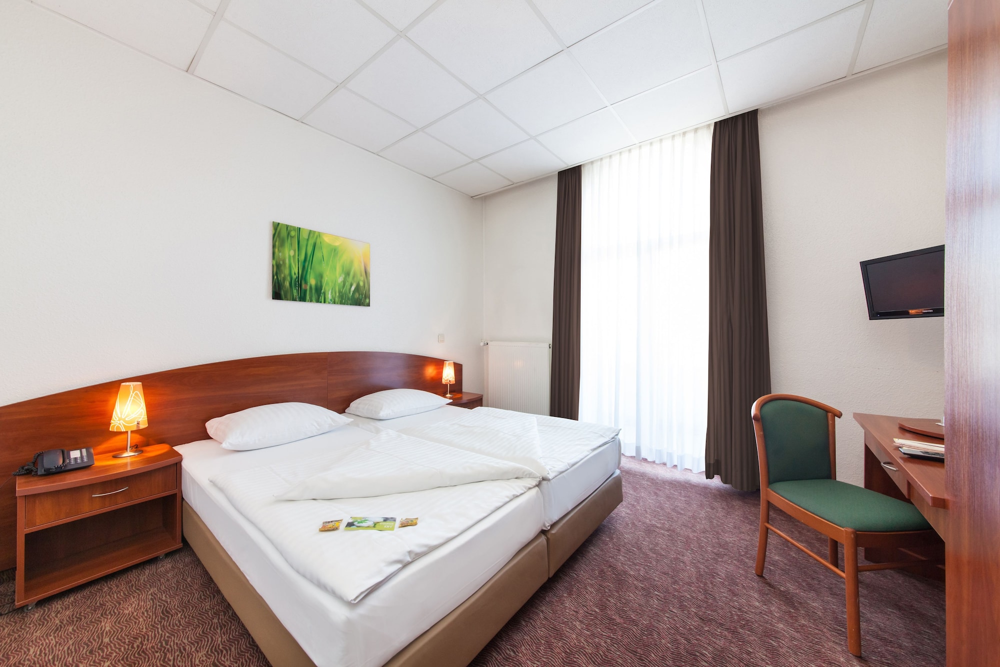 COMFORT, DOUBLE BED