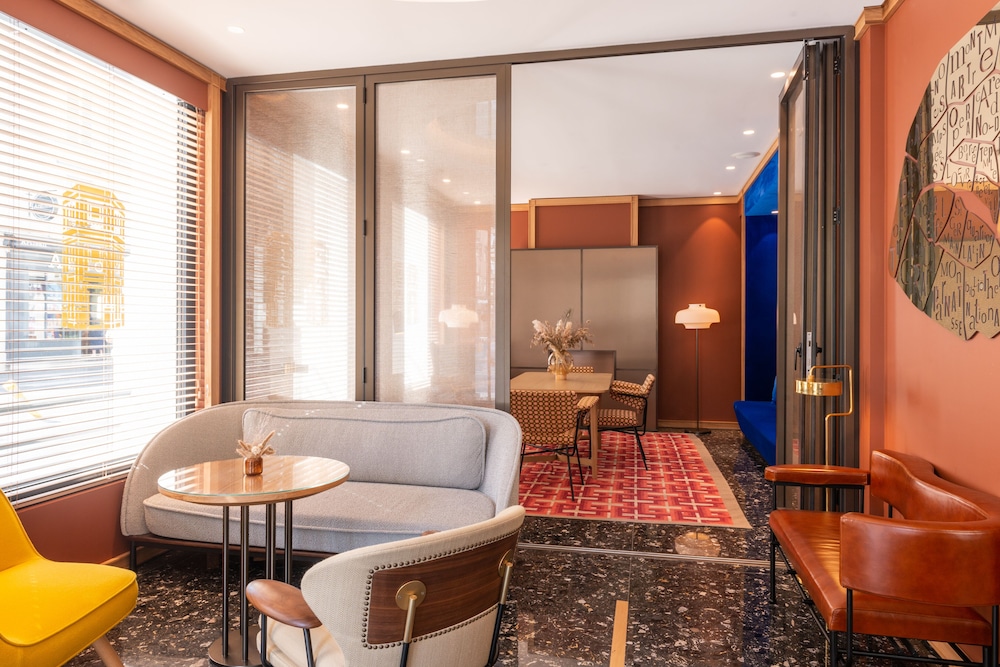 Hotel Yllen Eiffel 44/53