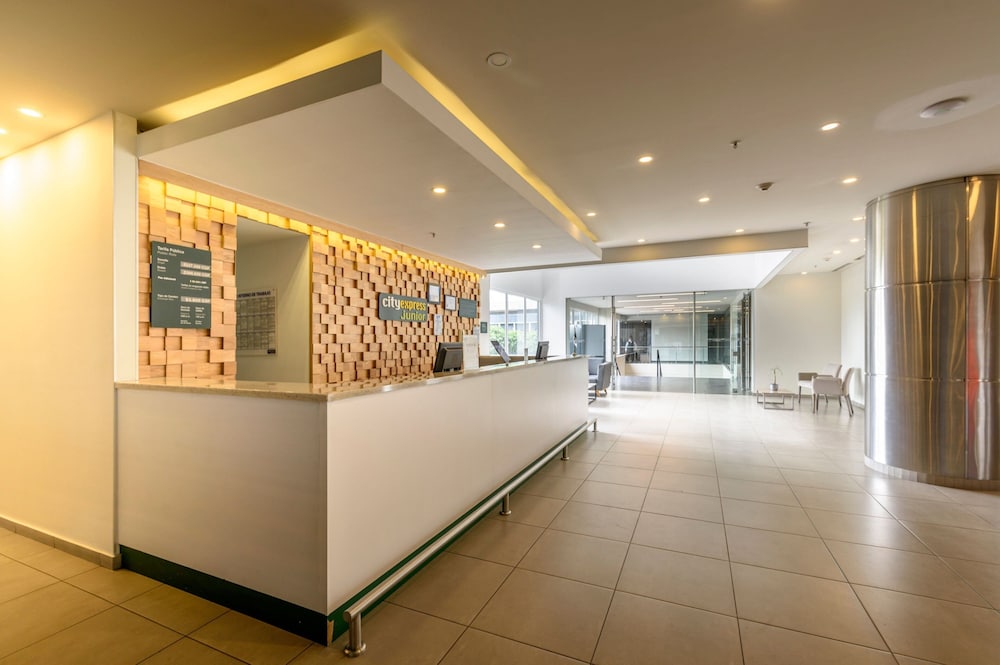 City Express Junior by Marriott Bogota Aeropuerto 14/60